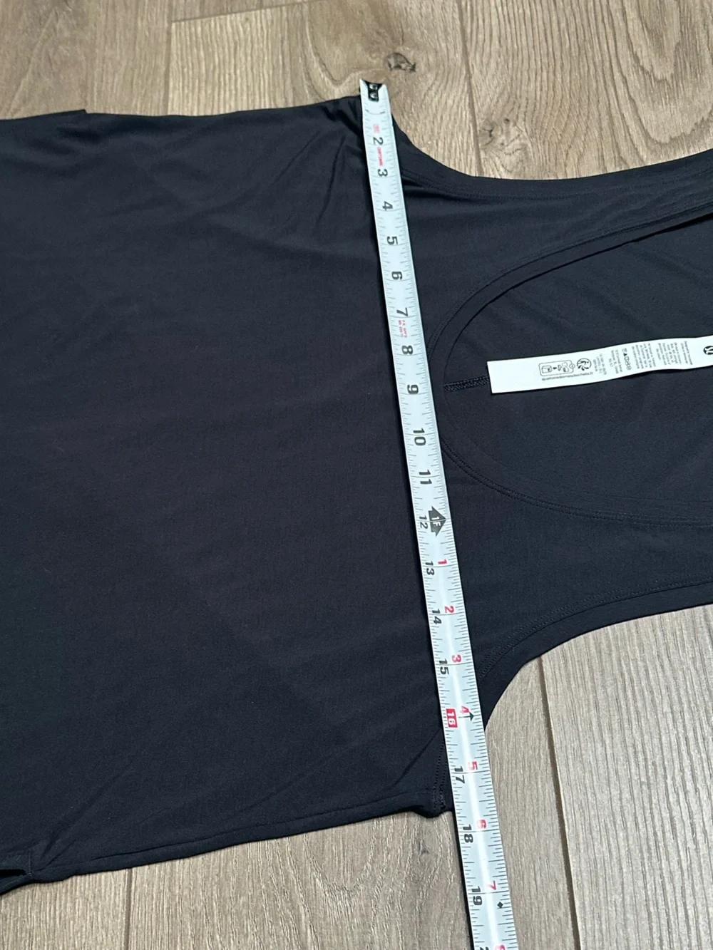 NEW Lululemon Lightweight Running Tank Top Side Slits Black Size Medium